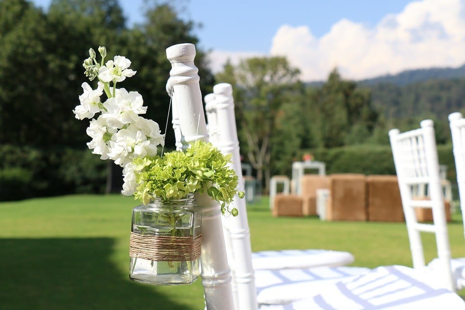 Garden Wedding Style, A Breath of Fresh Air