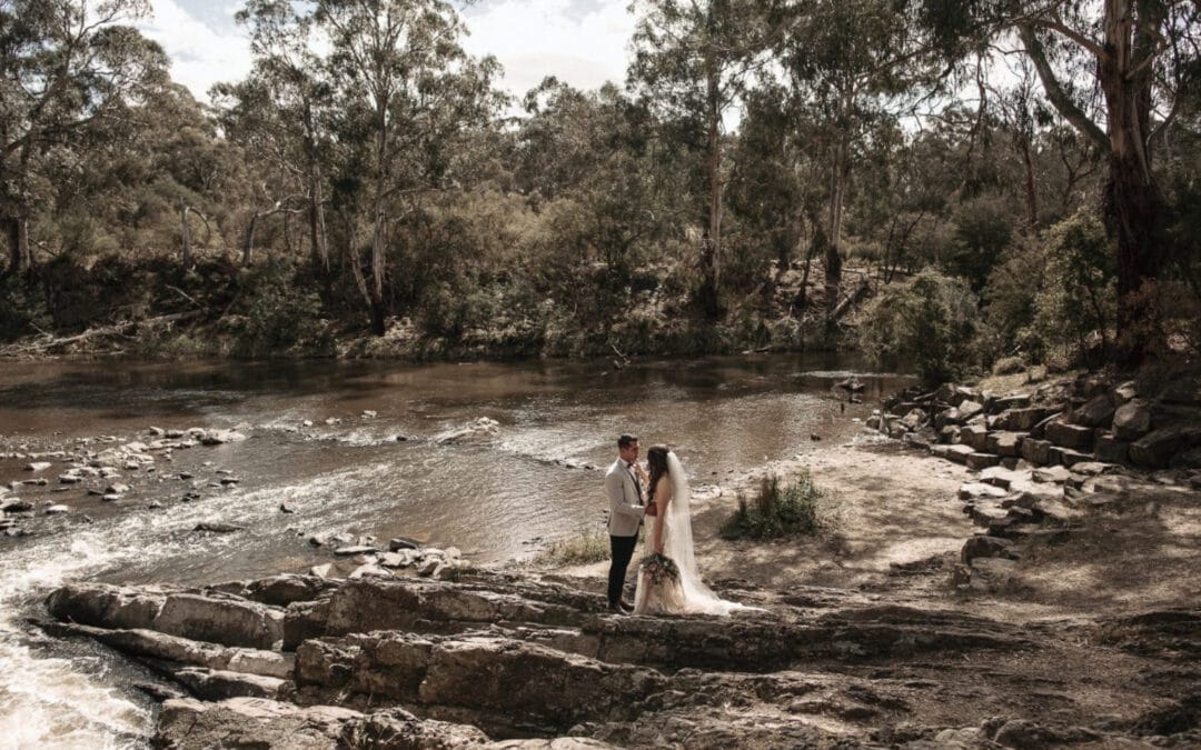 Bramleigh Estate Limo Transport Guarantees a Picture Perfect Entrance