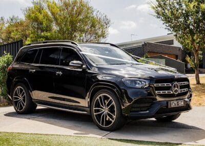 Melbourne Black Wedding Car Hire 6 seater